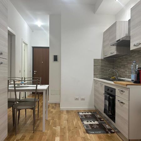 Vt Home - Appartamento Milano Zona Navigli ภายนอก รูปภาพ